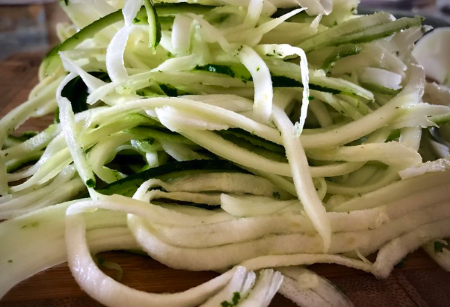 Spiralize Vegetables for Noodles 🍝 Saladmaster Food Processor  😋 Your  dreams for healthy noodles just came true. Watch & learn how to spiralize  more than just zucchini 😋 ✓ Want a